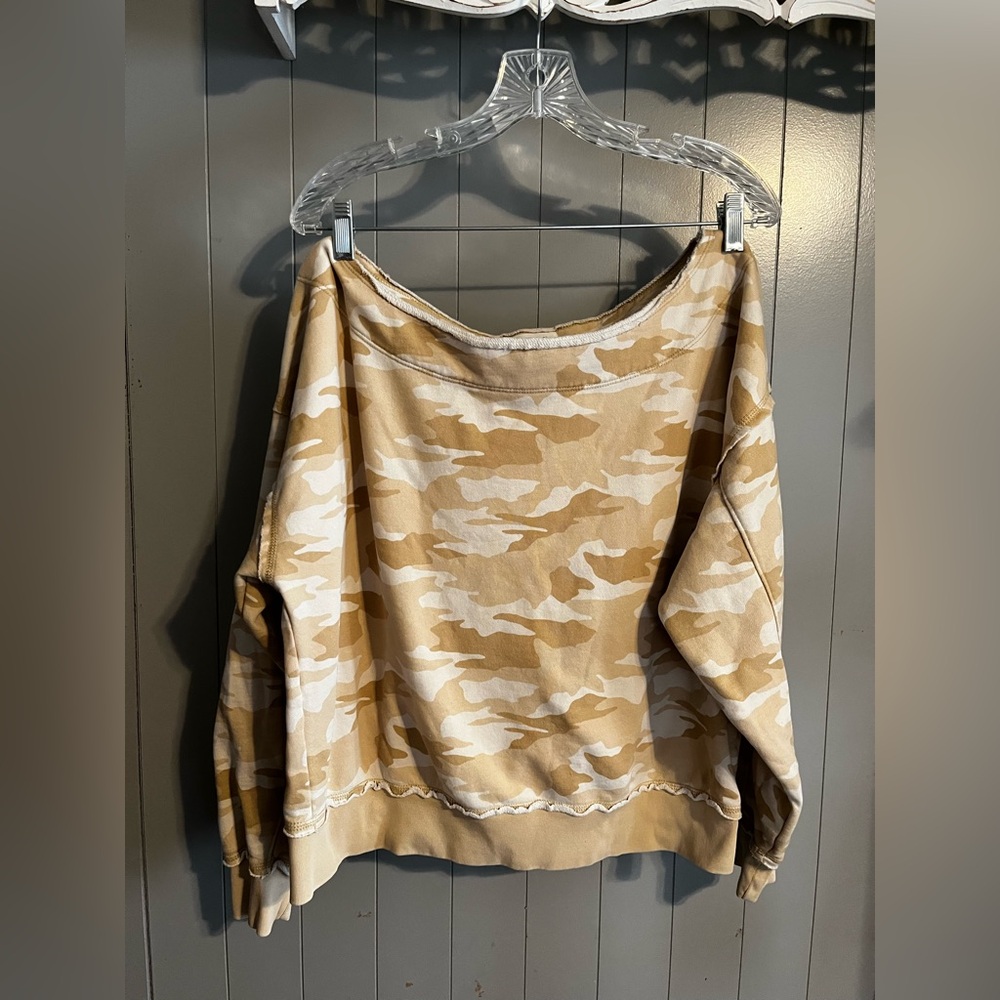 American eagle super soft/cozy off the shoulder beige camo sweatshirt